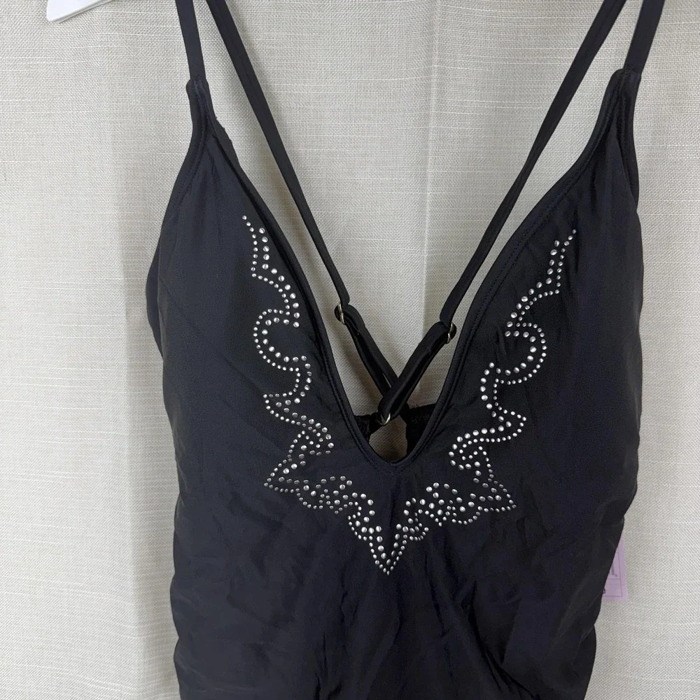 Wild Fable Swimsuit Womens Large Black Studded One Piece Extra High Leg‎ Cheeky